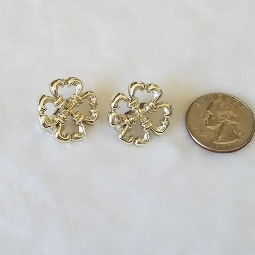 Vintage Sarah Coventry Celtic Silvertone Clip On Earrings